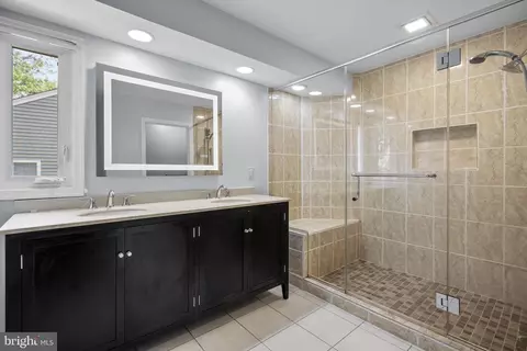 Bath - 114 Spring Place Way, Annapolis, MD 21401 photo 3 of 10