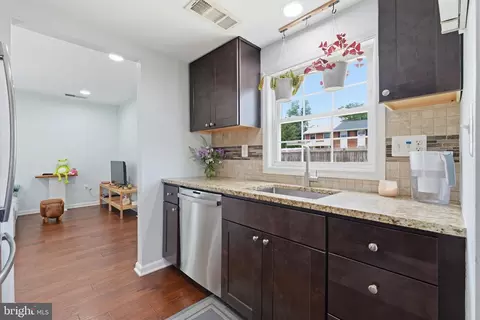 Kitchen - 178 Seagull Dr, Pasadena, MD 21122 photo 1 of 5