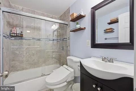 Bath - 178 Seagull Dr, Pasadena, MD 21122 photo 1 of 1