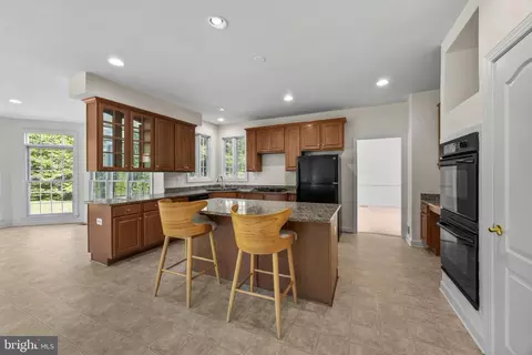 Kitchen - 716 Pearson Point Pl, Annapolis, MD 21401 photo 1 of 2