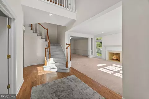 Entry Way - 716 Pearson Point Pl, Annapolis, MD 21401 photo 1 of 6