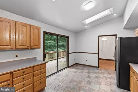 Entry Way - 783 Sonne Dr, Annapolis, MD 21401 photo 2 of 4