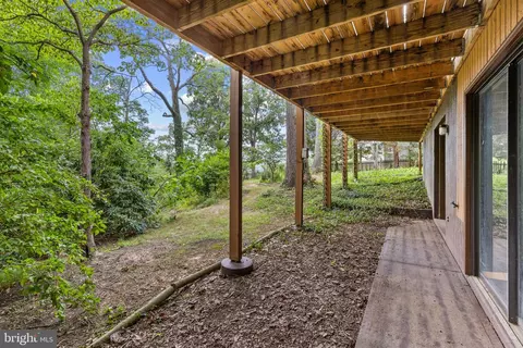 Exterior - 783 Sonne Dr, Annapolis, MD 21401 photo 4 of 9