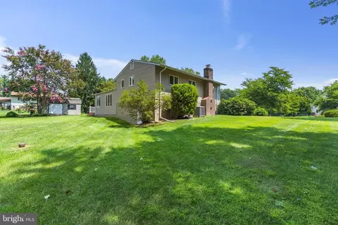 Exterior - 1838 Brett Ct, Annapolis, MD 21401 photo 10 of 11