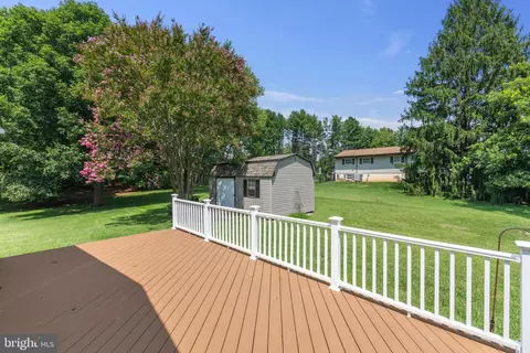 Exterior - 1838 Brett Ct, Annapolis, MD 21401 photo 2 of 11