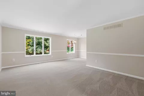 Living - 1838 Brett Ct, Annapolis, MD 21401 photo 1 of 6