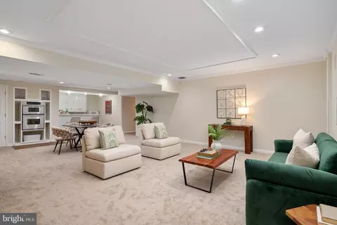 Living - 1499 Westcliff Dr, Pasadena, MD 21122 photo 6 of 6