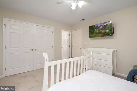 Bedroom - 1499 Westcliff Dr, Pasadena, MD 21122 photo 5 of 8