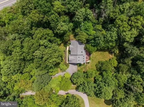 View/Area - 1499 Westcliff Dr, Pasadena, MD 21122 photo 1 of 2