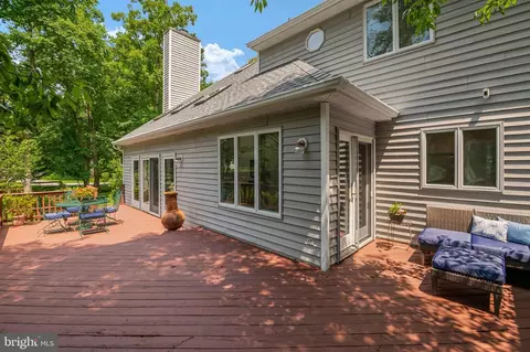 Exterior - 1499 Westcliff Dr, Pasadena, MD 21122 photo 5 of 12