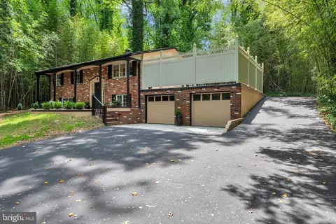 Exterior - 1350 Ritchie Hwy, Arnold, MD 21012 photo 3 of 12