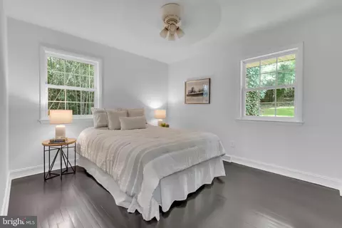 Bedroom - 1350 Ritchie Hwy, Arnold, MD 21012 photo 1 of 3