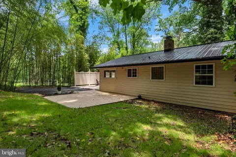 Exterior - 1350 Ritchie Hwy, Arnold, MD 21012 photo 12 of 12