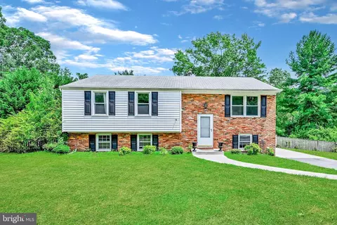 449 Cloverdale Cir, Severna Park, MD 21146