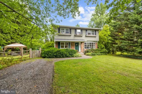 1917 Cherry Rd, Annapolis, MD 21409 photo 2