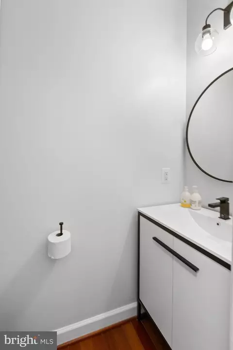 Bath - 2703 Hamils Ct, Crofton, MD 21114 photo 1 of 5