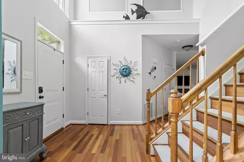 Entry Way - 2703 Hamils Ct, Crofton, MD 21114 photo 4 of 7