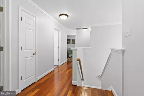 Entry Way - 2703 Hamils Ct, Crofton, MD 21114 photo 5 of 7