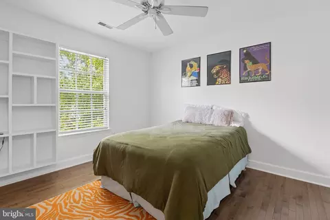Bedroom - 2703 Hamils Ct, Crofton, MD 21114 photo 4 of 7