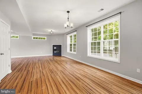 Living - 706 Trapper Way, Deale, MD 20751 photo 3 of 16