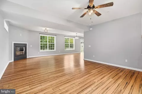 Living - 706 Trapper Way, Deale, MD 20751 photo 12 of 16