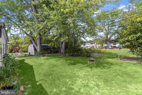 Exterior - 307 Park Hall S, Laurel, MD 20724 photo 4 of 4