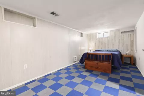 Bedroom - 307 Park Hall S, Laurel, MD 20724 photo 5 of 6