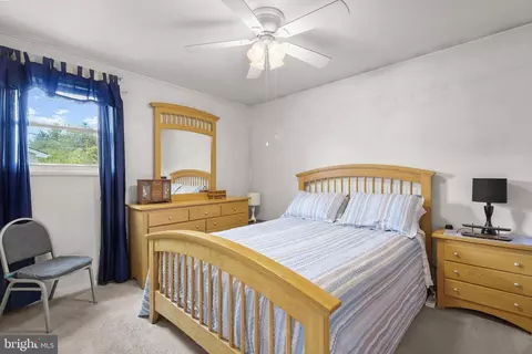 Bedroom - 307 Park Hall S, Laurel, MD 20724 photo 1 of 6