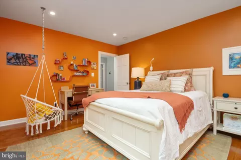 Bedroom - 8 Shiley St, Annapolis, MD 21401 photo 4 of 6