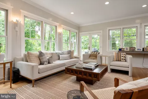 Living - 8 Shiley St, Annapolis, MD 21401 photo 3 of 3