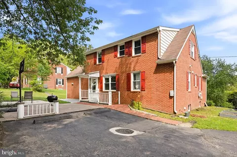 Exterior - 7948 Max Blobs Park Rd, Jessup, MD 20794 photo 3 of 5