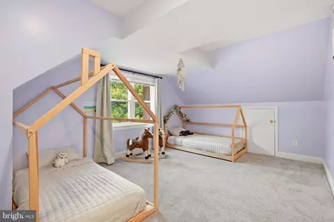 Bedroom - 7948 Max Blobs Park Rd, Jessup, MD 20794 photo 4 of 6