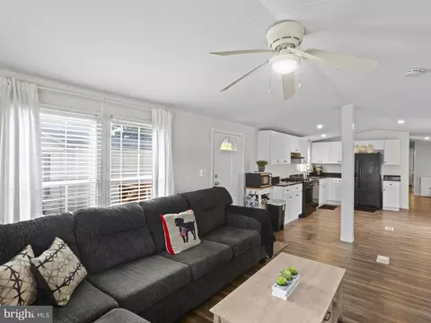 30 Chesapeake Mobile Ct, Hanover, MD 21076 photo 15
