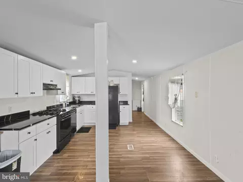 30 Chesapeake Mobile Ct, Hanover, MD 21076 photo 18