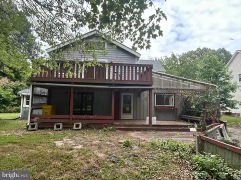 Exterior - 6372 Shady Side Rd W, Shady Side, MD 20764 photo 6 of 9