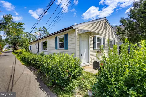 Other - 1300 Mcnabbs Ln, Pasadena, MD 21122 photo 3 of 10