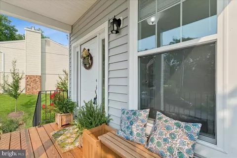 Exterior - 603 Overhill Dr, Edgewater, MD 21037 photo 4 of 10