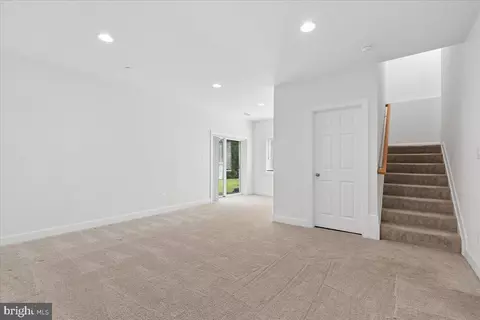Living - 603 Overhill Dr, Edgewater, MD 21037 photo 4 of 4