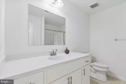 Bath - 603 Overhill Dr, Edgewater, MD 21037 photo 4 of 5