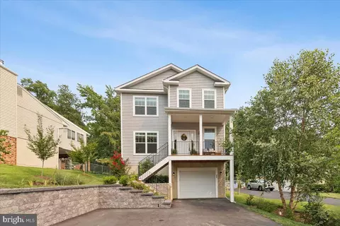 Exterior - 603 Overhill Dr, Edgewater, MD 21037 photo 3 of 10