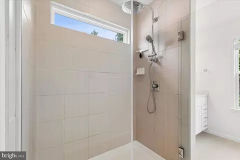 Bath - 603 Overhill Dr, Edgewater, MD 21037 photo 1 of 5