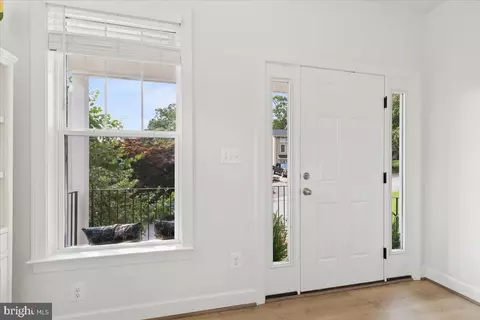 Entry Way - 603 Overhill Dr, Edgewater, MD 21037 photo 2 of 12