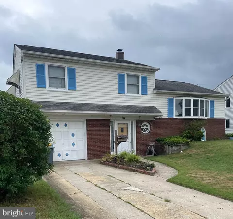 706 James Rd, Glen Burnie, MD 21061