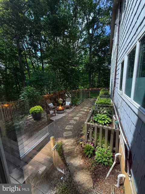 Exterior - 126 Gilbert Ct, Edgewater, MD 21037 photo 7 of 13