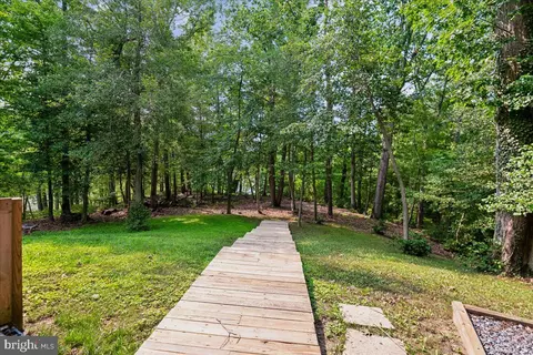 Exterior - 126 Gilbert Ct, Edgewater, MD 21037 photo 11 of 13