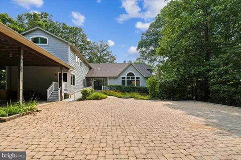 Exterior - 126 Gilbert Ct, Edgewater, MD 21037 photo 12 of 13