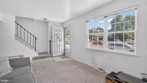 Entry Way - 106 Conley Dr, Annapolis, MD 21403 photo 9 of 12
