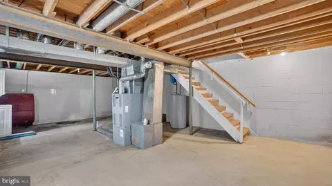 Entry Way - 106 Conley Dr, Annapolis, MD 21403 photo 11 of 12