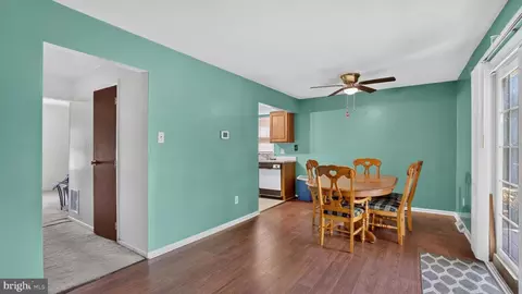 Entry Way - 106 Conley Dr, Annapolis, MD 21403 photo 2 of 12