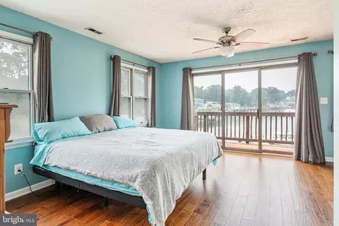 Bedroom - 1241 Johnson Dr, Shady Side, MD 20764 photo 5 of 5